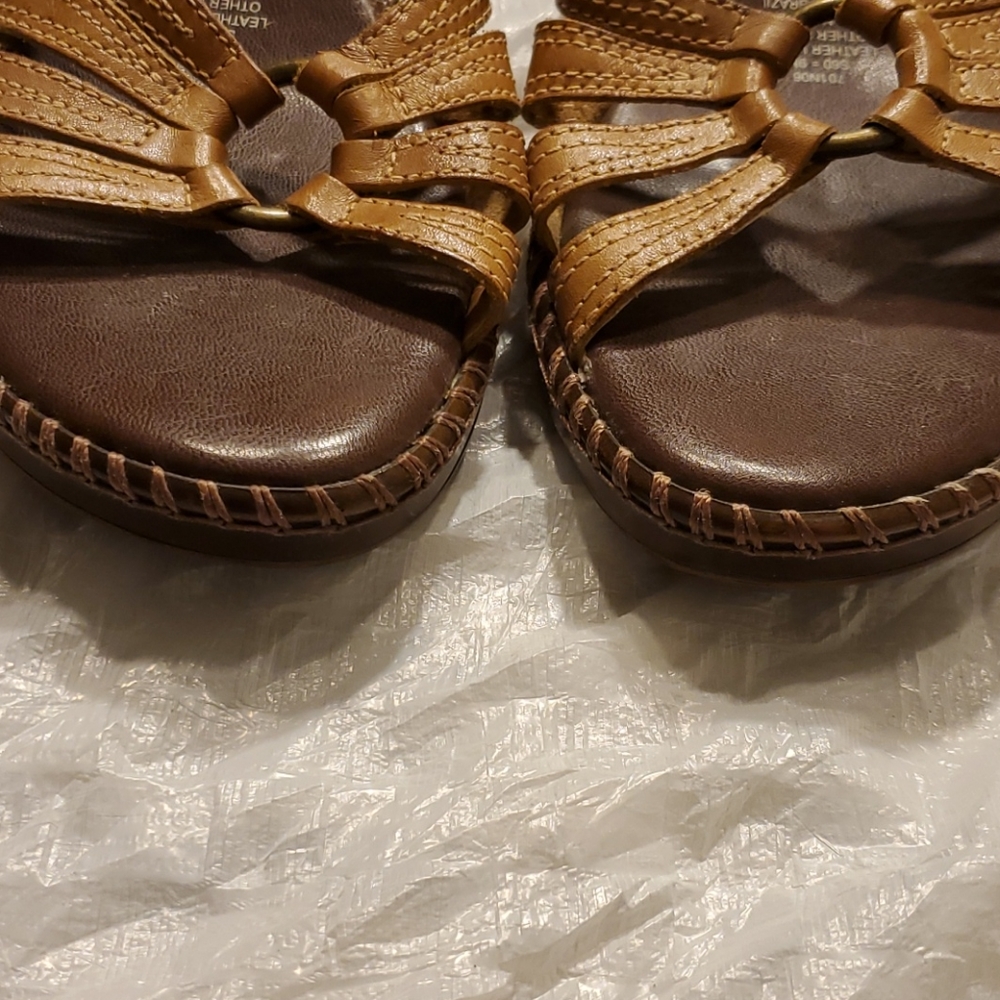 Naturalizer Size 9 - Picture 6 of 7
